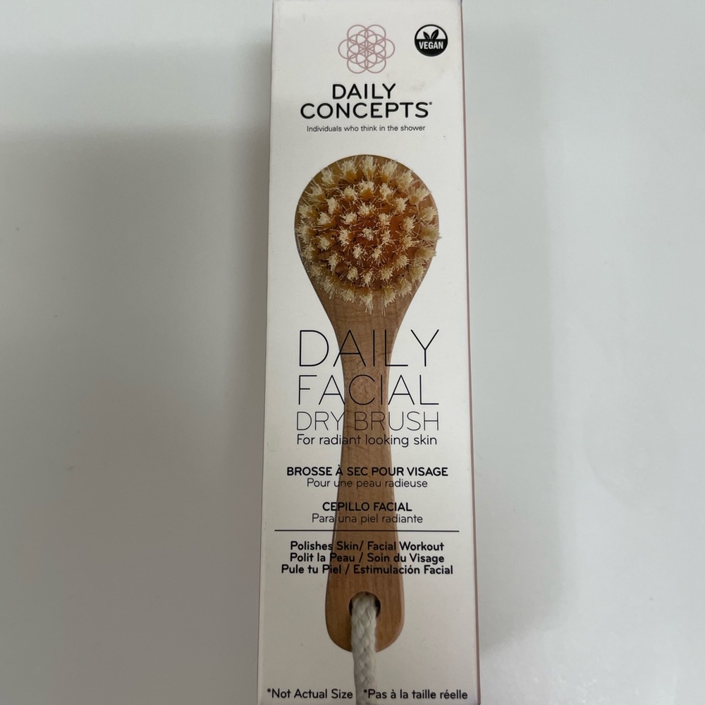 Dry Facial Brush